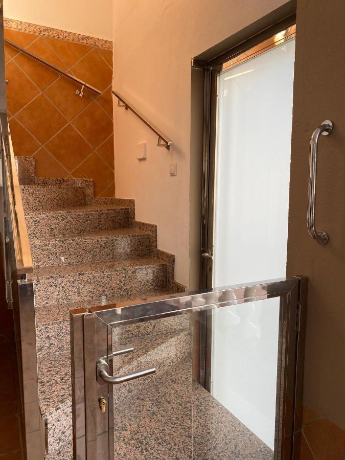 Apartamentos Maria Malaga Luaran gambar