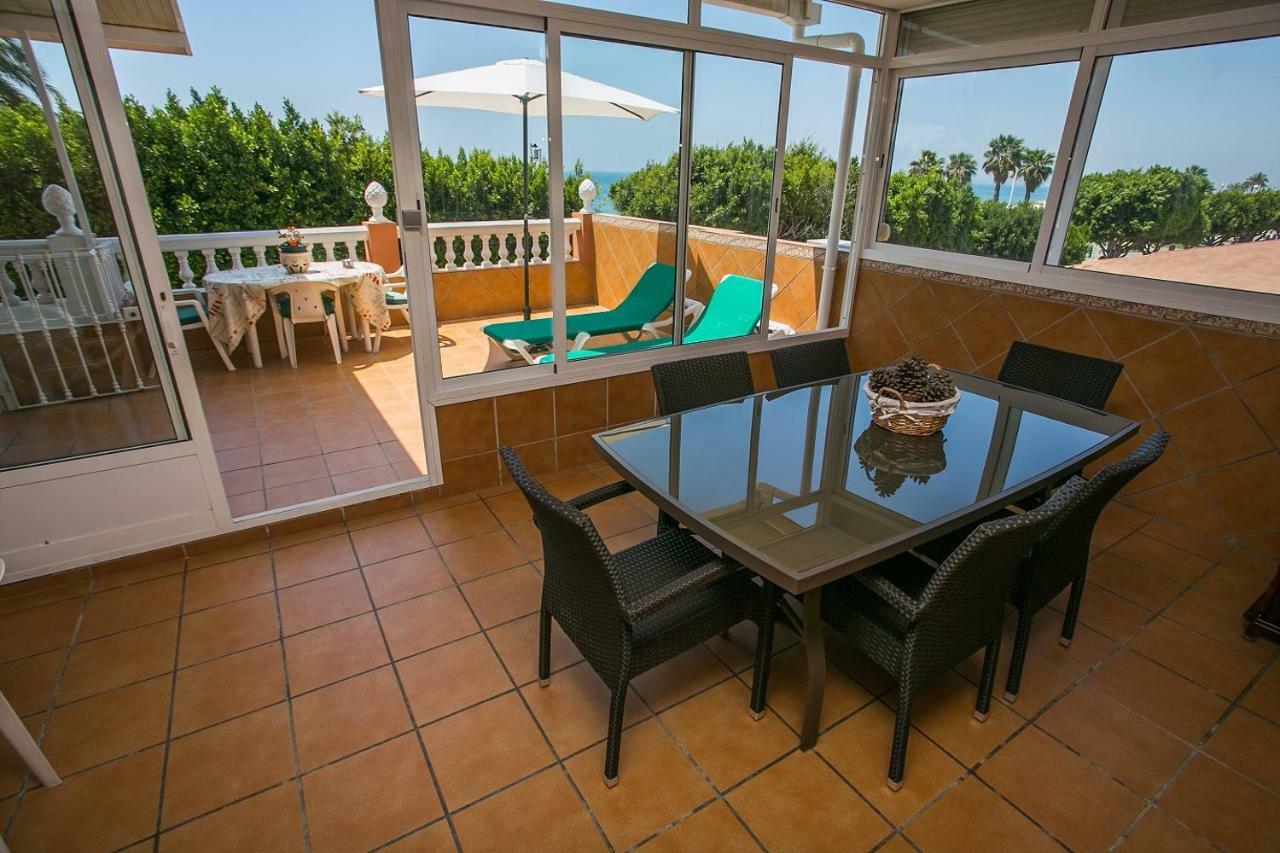 Apartamentos Maria Malaga Luaran gambar